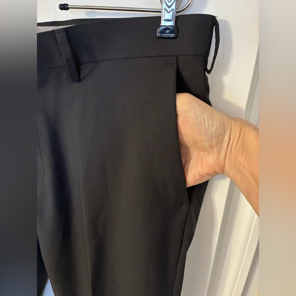 Haggar Men's Size 33/30 Slim Fit Dress Pants - Picture 4 of 8